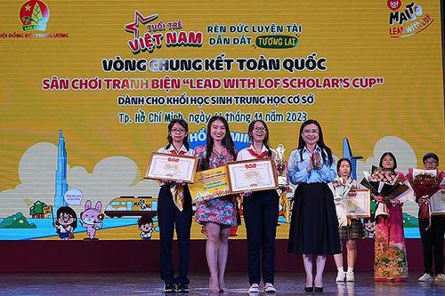 Đại diện thành phố mang tên Bác vô địch cuộc thi tranh biện thiếu nhi