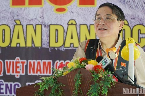 Gắn giữ gìn, phát triển văn hóa dân tộc, phát triển du lịch ở khu vực miền núi