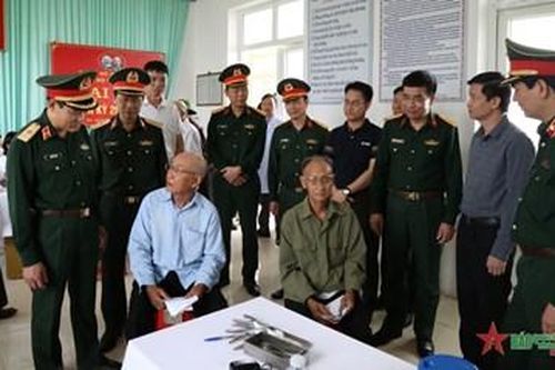 Học viện Quân y khám bệnh, tặng quà và trao tặng nhà tại huyện Nga Sơn, tỉnh Thanh Hóa