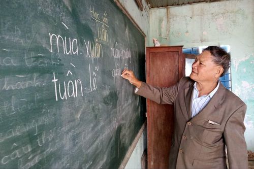Tấm lòng của người thầy... không biên chế