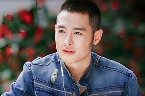 Ca sĩ Hoàng Hải sau một thập kỷ 'ngủ đông' bất ngờ thừa nhận từng thích Thùy Chi