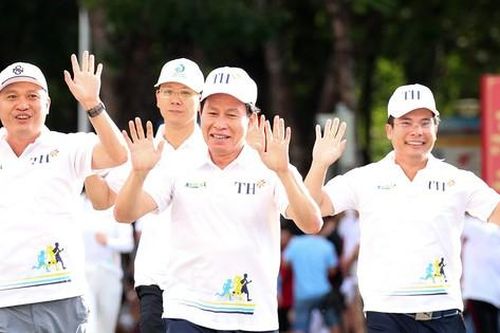 Bí thư Thành ủy Hải Phòng xuống đường chạy cùng hàng nghìn học sinh, sinh viên