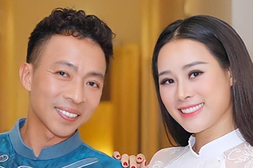 Ca sĩ Việt Hoàn thông báo độc thân sau khi chia tay vợ kém 18 tuổi