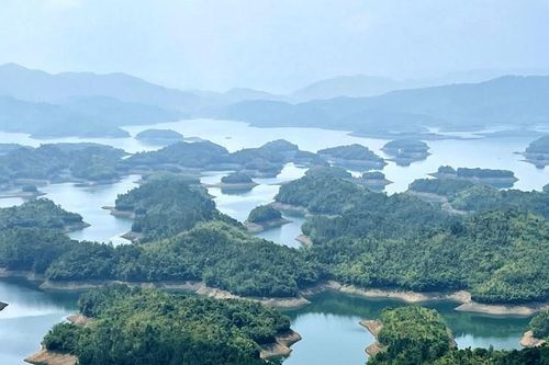Tỉnh cuối cùng nào của Việt Nam có thành phố trực thuộc?