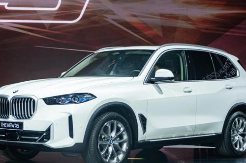 So sánh BMW X5 2024 vừa ra mắt với đối thủ Mercedes-Benz GLE