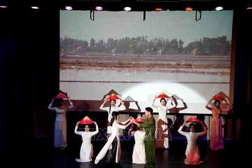 Sôi nổi chương trình tạo động lực cho tân sinh viên Việt Nam tại RUDN