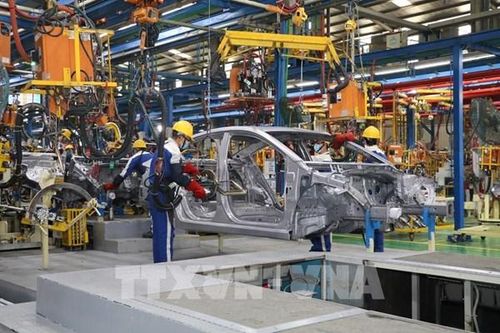 Chủ tịch Nghiệp đoàn ô tô Mỹ muốn thu hút lao động ngoài Detroit
