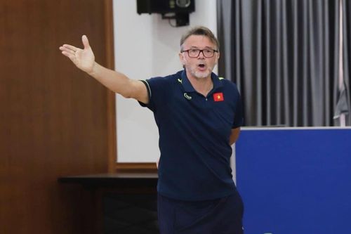 HLV Troussier loại Văn Đô và hai học trò cưng: Việt Nam sẵn sàng chinh phục vé World Cup