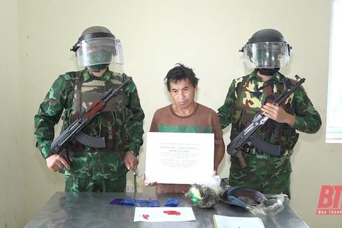 Bắt đối tượng người Lào mua bán, vận chuyển trái phép ma túy