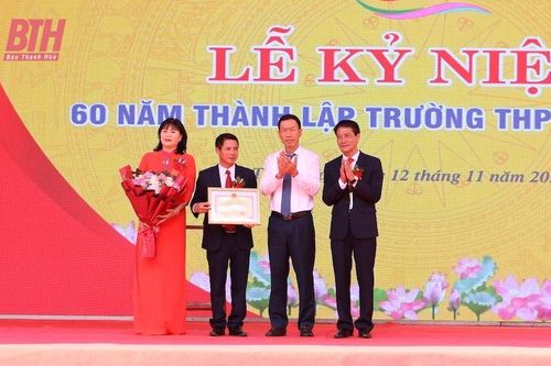Trường THPT Lê Văn Hưu kỷ niệm 60 năm thành lập