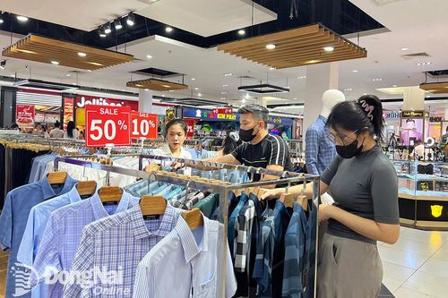 Nhiều chương trình khuyến mãi lớn nhân dịp ngày độc thân