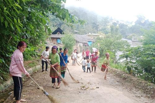 Si Ma Cai: Đồng bào dân tộc thiểu số tích cực bảo vệ môi trường nông thôn