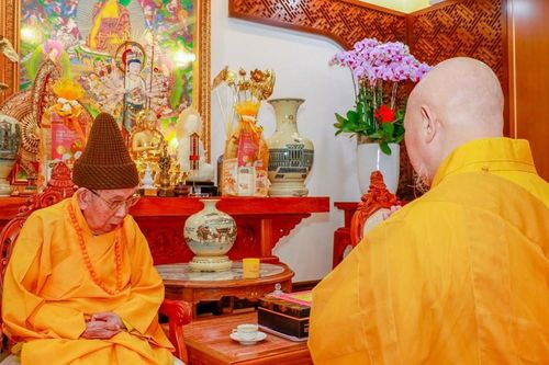 Đại giới đàn Bửu Huệ (TP.HCM): Ban Kiến đàn cung thỉnh chư vị giáo phẩm chứng minh, giới sư