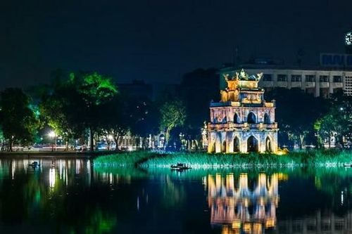 Khám phá Hà Nội về đêm
