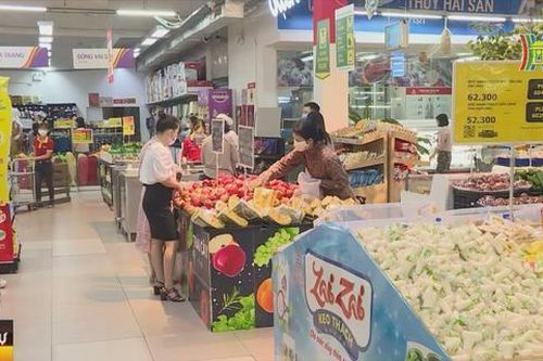 Siêu thị đồng loạt giảm giá