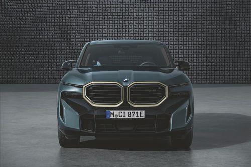 Ngắm BMW XM thế hệ đầu tiên mới ra mắt 'siêu đẹp'