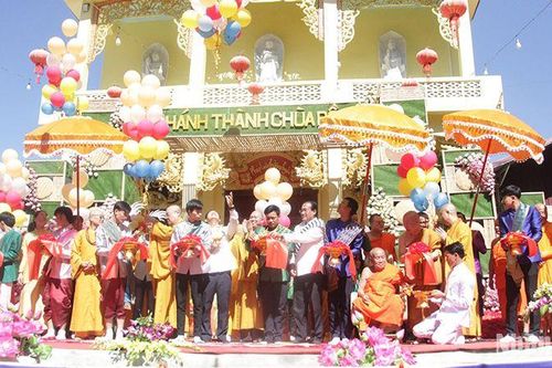 Hoàn thành việc trùng tu hai công trình Phật giáo Việt Nam tại Trung Lào