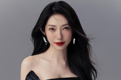 Khổng Tú Quỳnh làm mới 'bản hit quốc dân' khoe vũ đạo cực cháy, liệu nhan sắc còn đỉnh như xưa?