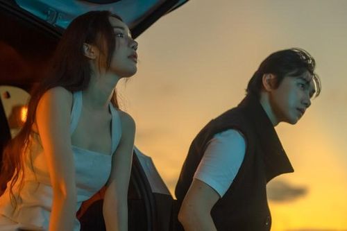'Cặp bài trùng của nhạc Việt' Hoàng Duyên và JSOL hát về nỗi cô đơn, lạc lõng của người trẻ hiện đại giữa thành thị