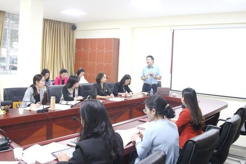 Hơn 200 cán bộ quản lý trường mầm non tham gia khóa bồi dưỡng chuyên môn