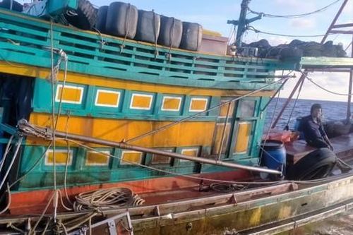 Vụ ngư dân bị tấn công bằng bom xăng, đạn chì: Cà Mau khoanh vùng đối tượng
