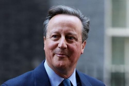 Cựu Thủ tướng David Cameron trở thành Bộ trưởng Ngoại giao Anh