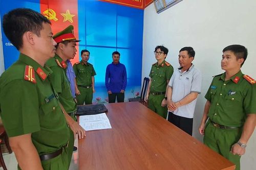 Khởi tố, bắt giam cựu Chủ tịch UBND xã vì giao đất cho cán bộ và người nhà