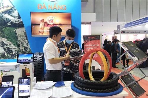 Doanh nghiệp từ 15 quốc gia dự triển lãm quốc tế chuyên ngành ngũ kim