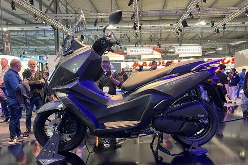 'Kỳ phùng địch thủ' của Honda Air Blade trình làng: Thiết kế đẹp, có phanh ABS, giá bán hấp dẫn