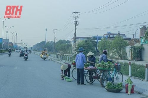 Tăng cường quản lý nhà nước, xóa bỏ các chợ và tụ điểm kinh doanh tự phát trên địa bàn tỉnh