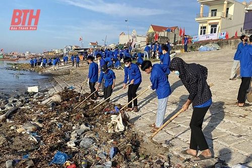 Tuổi trẻ Hậu Lộc chung tay xây dựng nông thôn mới