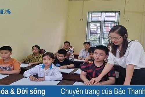 Quan tâm dạy nghề, tạo sinh kế cho người khiếm thị