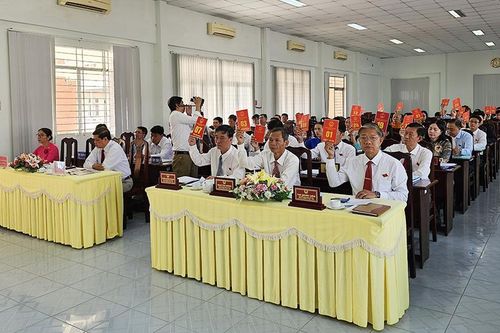Tri Tôn điều chỉnh danh mục vốn đầu tư công, phấn đấu giải ngân năm 2023 ít nhất 90%