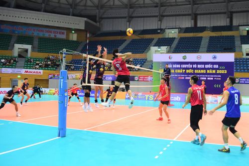 Giải bóng chuyền vô địch quốc gia 2023: Ấn tượng ngày trở lại