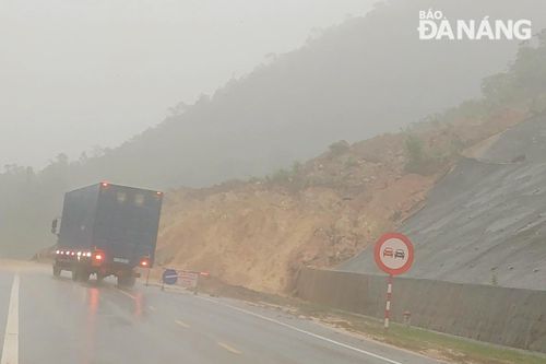 Tiếp tục theo dõi sạt lở trên tuyến La Sơn - Hòa Liên đoạn qua Đà Nẵng