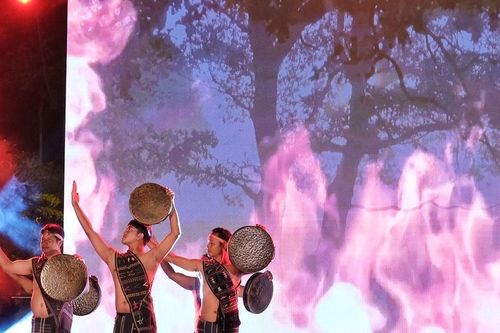 Festival văn hóa cồng chiêng Gia Lai diễn ra thành công