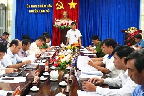 Xem xét tháo gỡ khó khăn cho Công ty cổ phần Cấp nước Chư Sê