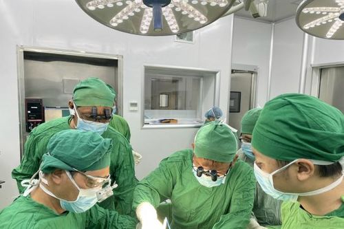 Điều trị gãy liên mấu chuyển xương đùi bằng đinh nội tủy: Phương pháp tiên tiến, nhiều ưu điểm