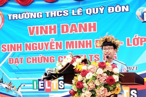 Vinh danh học sinh đạt chứng chỉ IELTS 8.5
