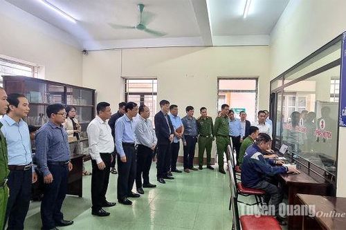 Lễ ra mắt triển khai thực hiện thí điểm mô hình điểm phục vụ hoàn thành mục tiêu, nhiệm vụ Đề án 06 của Chính phủ trên địa bàn thành phố