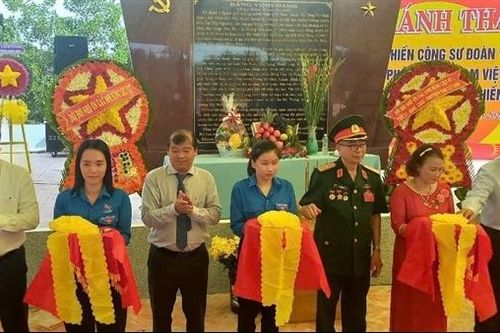Khánh thành Đài vinh danh chiến công, tưởng niệm Anh hùng - Liệt sĩ ở Sóc Con Trăng