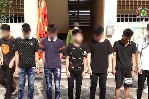 Bắt nhóm thanh thiếu niên tổ chức hỗn chiến bằng hung khí