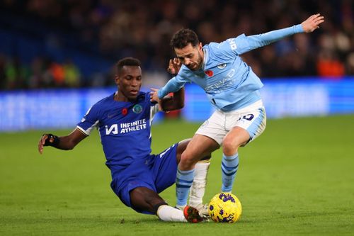 Đôi công mãn nhãn, Chelsea hòa kịch tính Man City