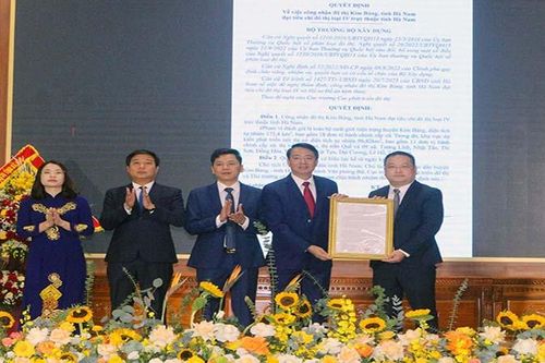 Hà Nam: Công nhận đô thị Kim Bảng đạt tiêu chí đô thị loại IV