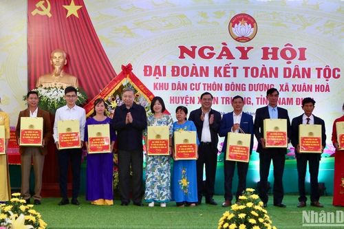 Đại tướng Tô Lâm dự Ngày hội Đại đoàn kết toàn dân tộc ở Nam Định