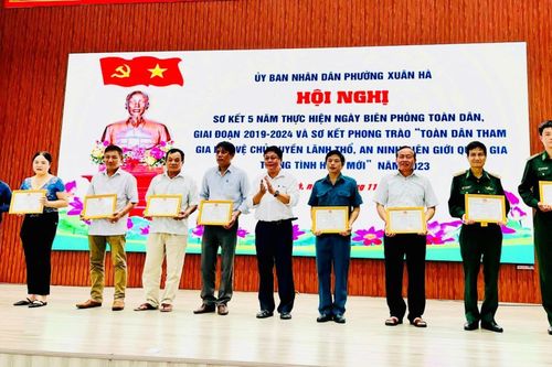 Phát huy sức mạnh toàn dân tham gia bảo vệ chủ quyền lãnh thổ an ninh biên giới Quốc gia
