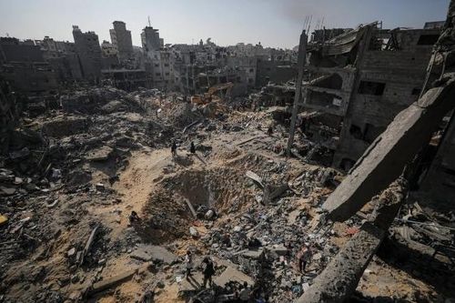 Xung đột Israel-Hamas: Bệnh viện ở Dải Gaza phải chứa gần 8.500 người; LHQ cảnh báo nguy cơ cạn kiệt viện trợ trong 48 tiếng