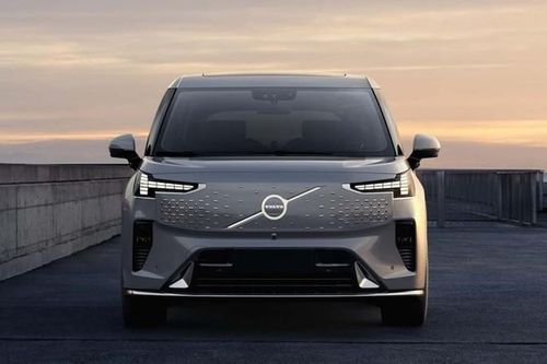 Cận cảnh xe điện Volvo EM90 vừa ra mắt tại Trung Quốc, phạm vi hoạt động hơn 700 km