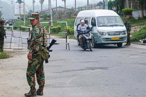 Giao tranh trên các mặt trận mới ở Myanmar, hàng nghìn người bỏ chạy sang Ấn Độ