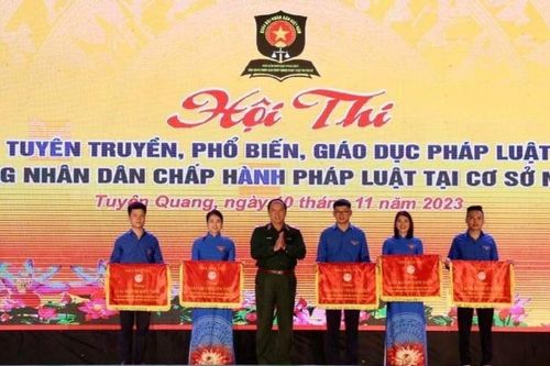 Hiệu quả từ công tác phổ biến, giáo dục pháp luật tại Nhà máy Z113